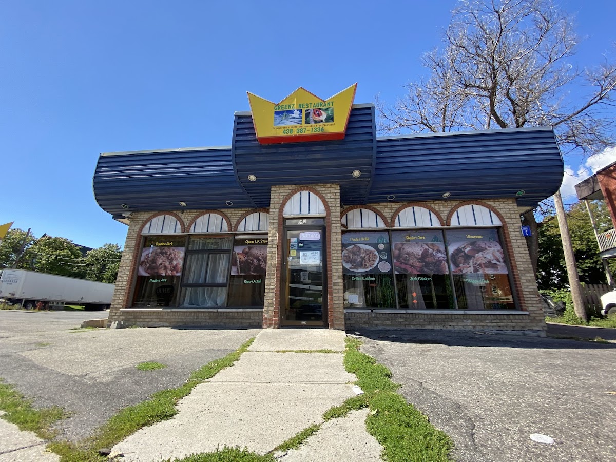 Greenz Restaurant - Photo 2