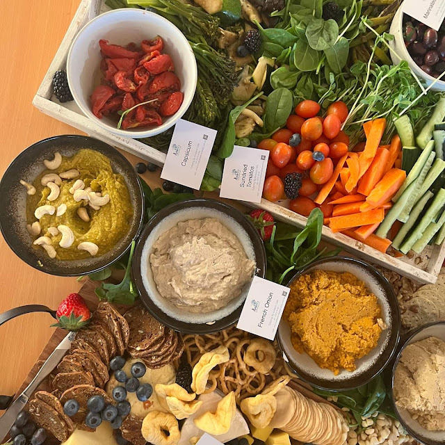 Antipasto Hommus Variety