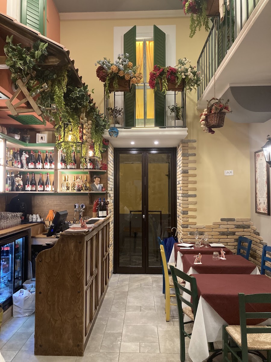 Vicus - Trattoria Napoletana - Photo 6