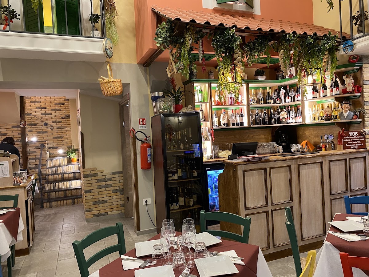 Vicus - Trattoria Napoletana - Photo 7