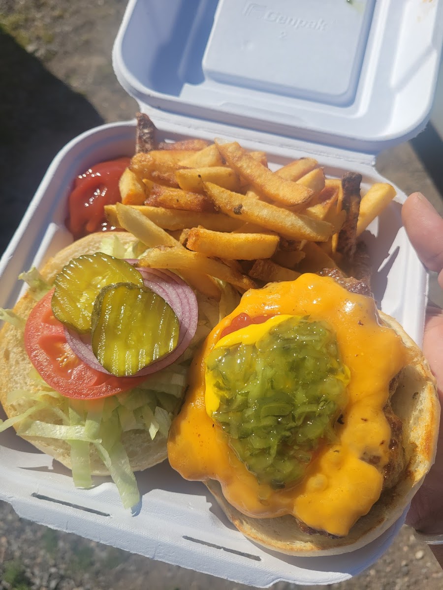 Green's Chip Truck - Photo 9