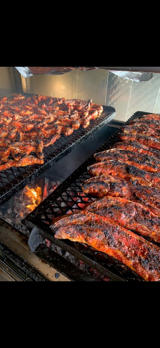 Chicagos No Sauce Boss - Photo 5