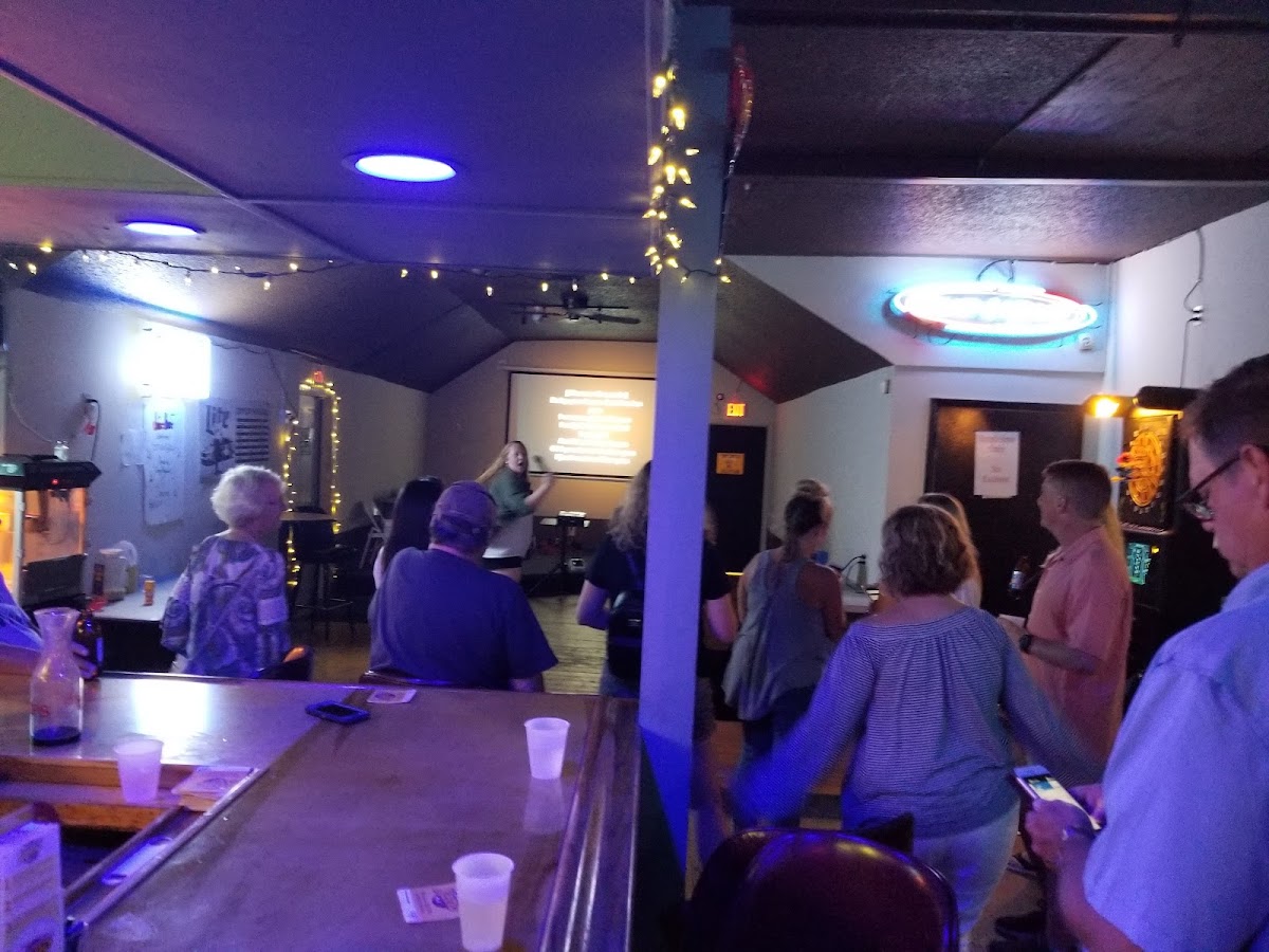 Charlie Brown's Tavern - Photo 1