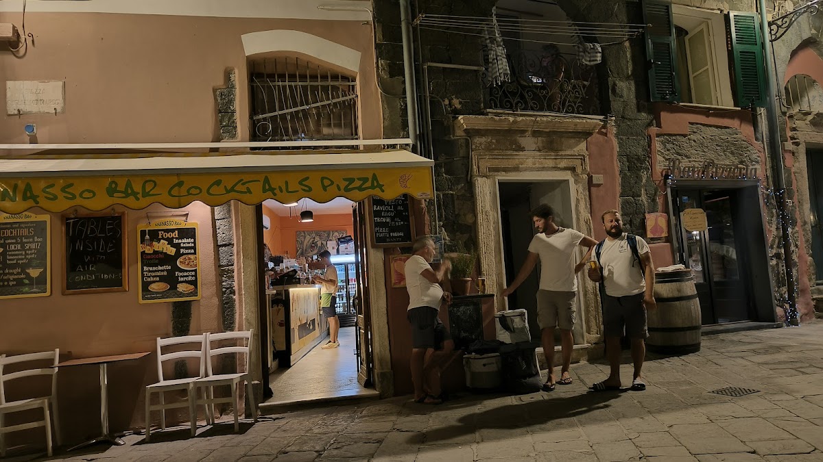Ananasso Bar