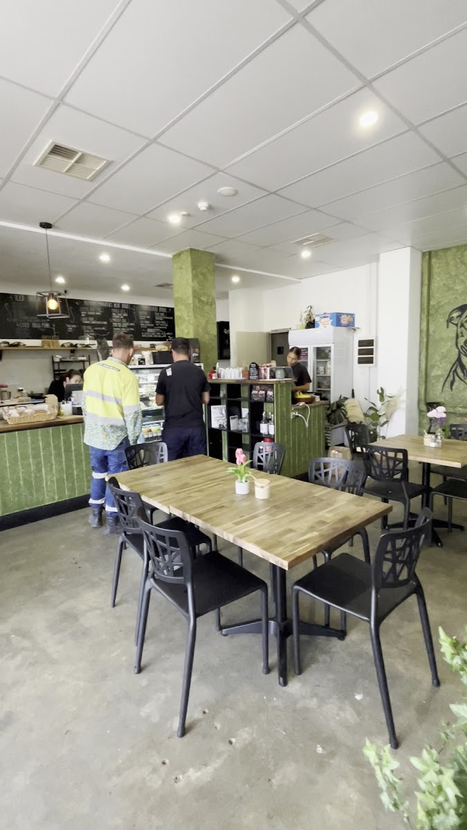 Mavericks Café Co.