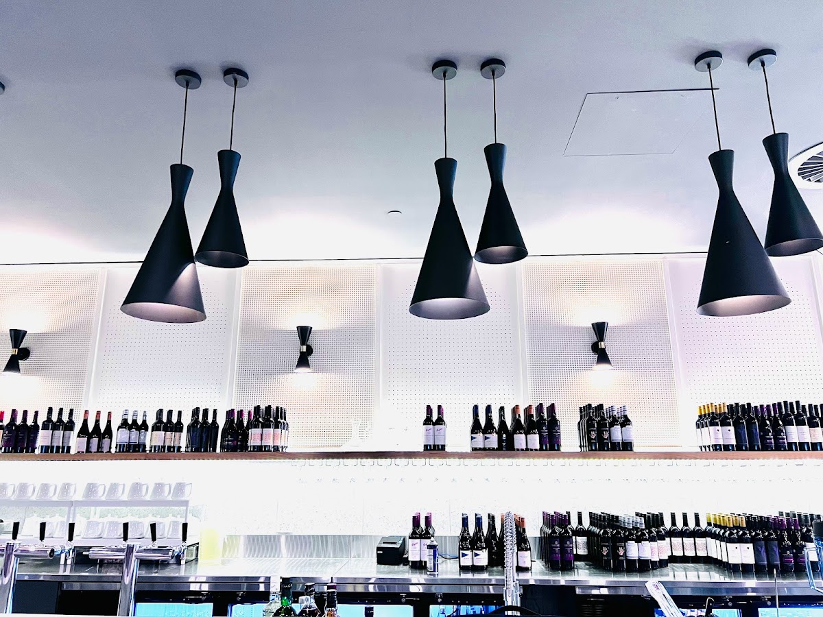 Emperor's Kitchen Hillarys 顺