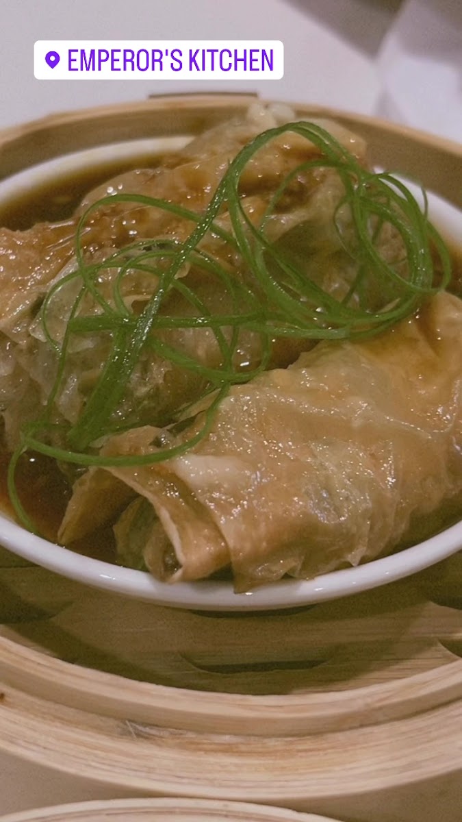 Emperor's Kitchen Hillarys 顺 - Photo 1