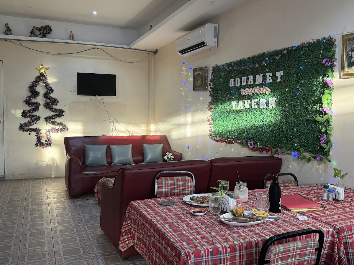 Gourmet Tavern