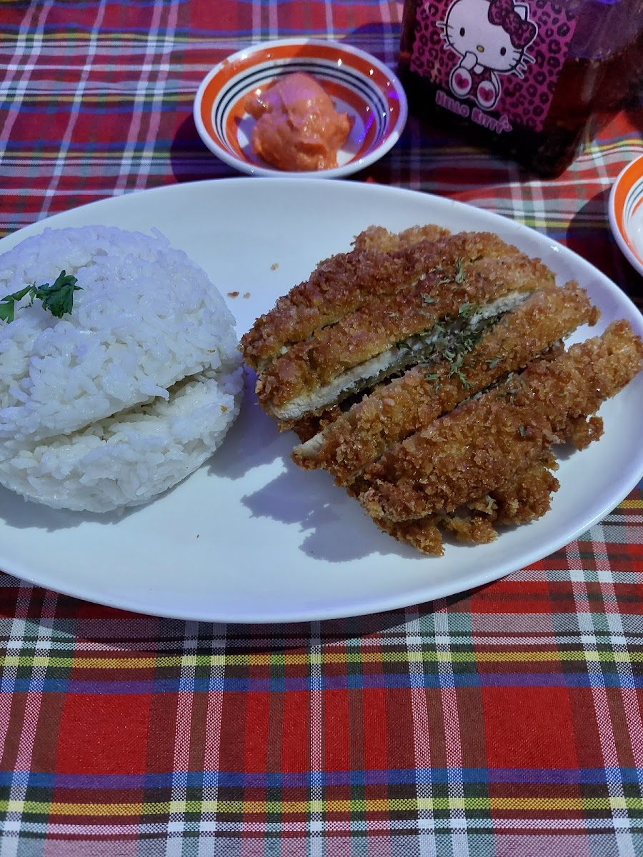 Gourmet Tavern - Photo 4