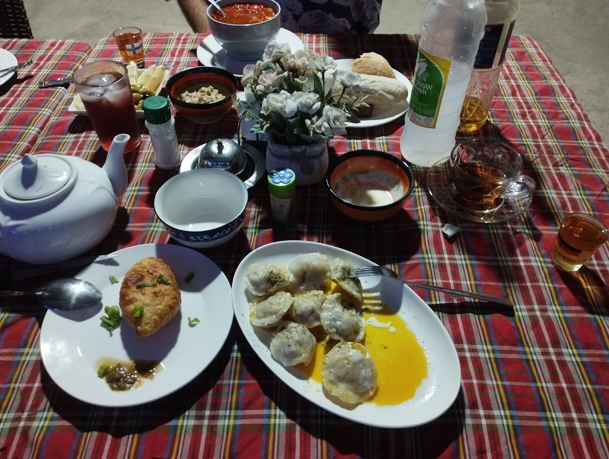 Gourmet Tavern - Photo 5