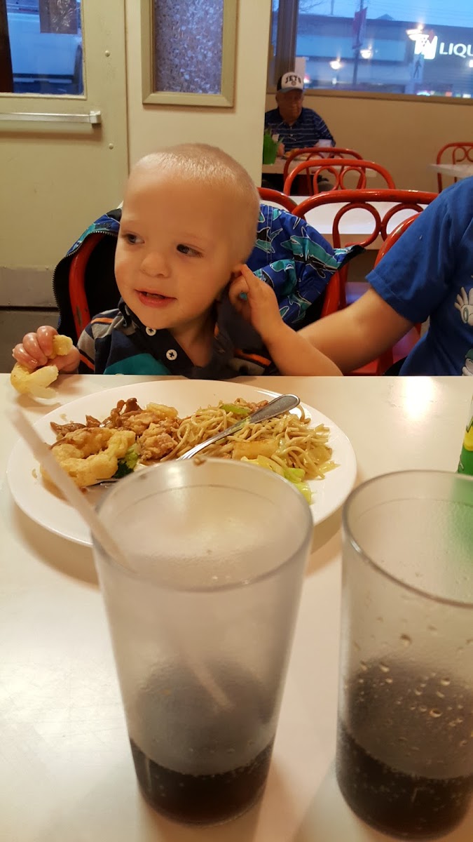 Wu's Restaurant - Photo 7
