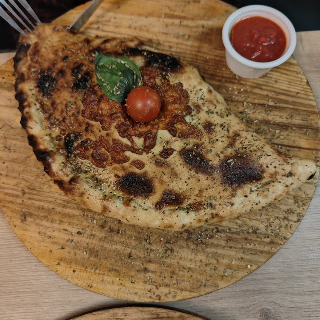 Calzone