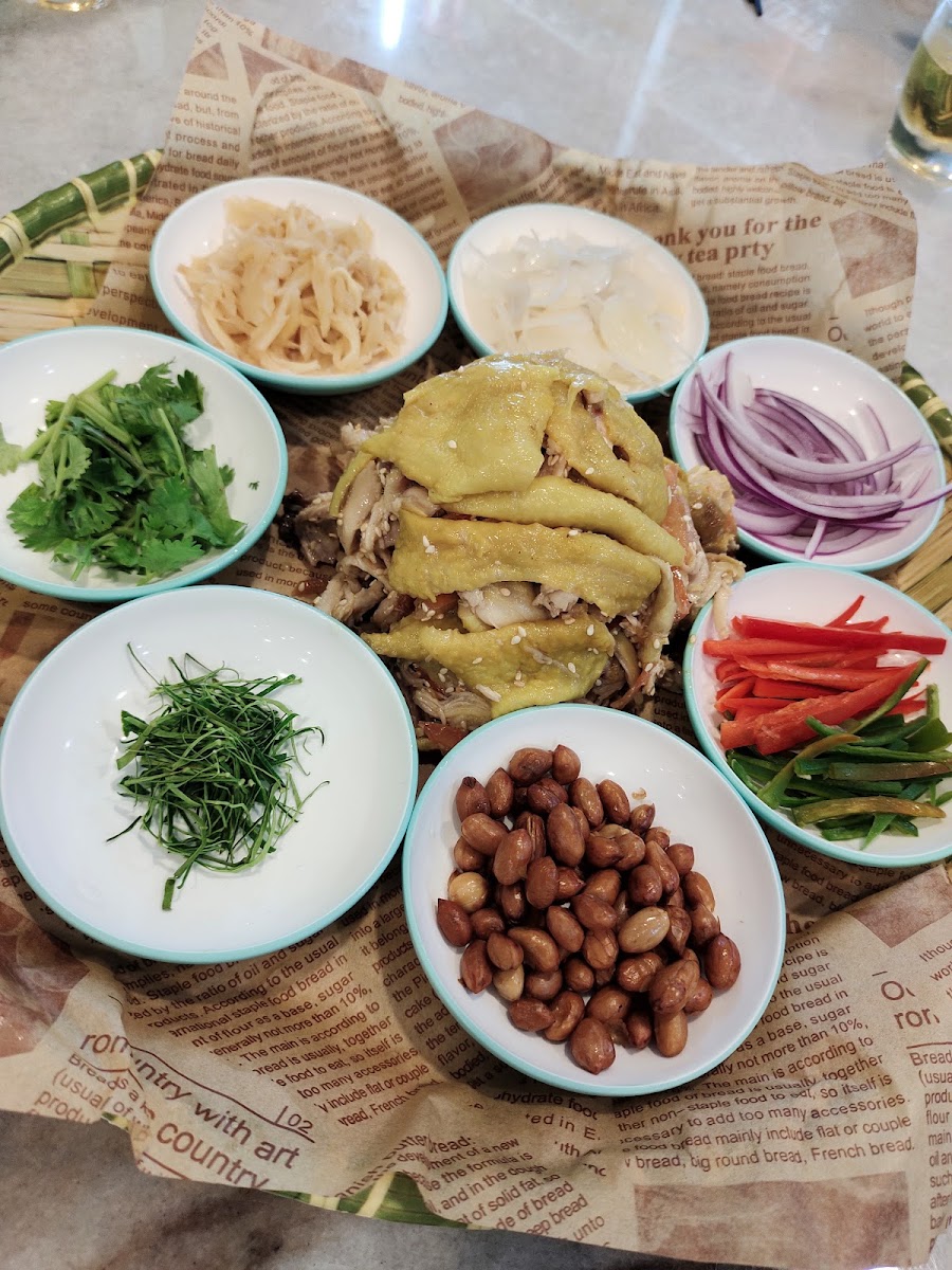 Yu Ji Seafood Restaurant • 澳门 • 渔记脆皮烤鱼 - Photo 5