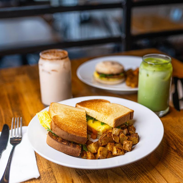 Breakfast Sandwich