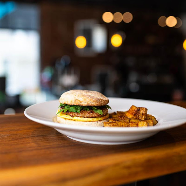 English Muffin Sandwich