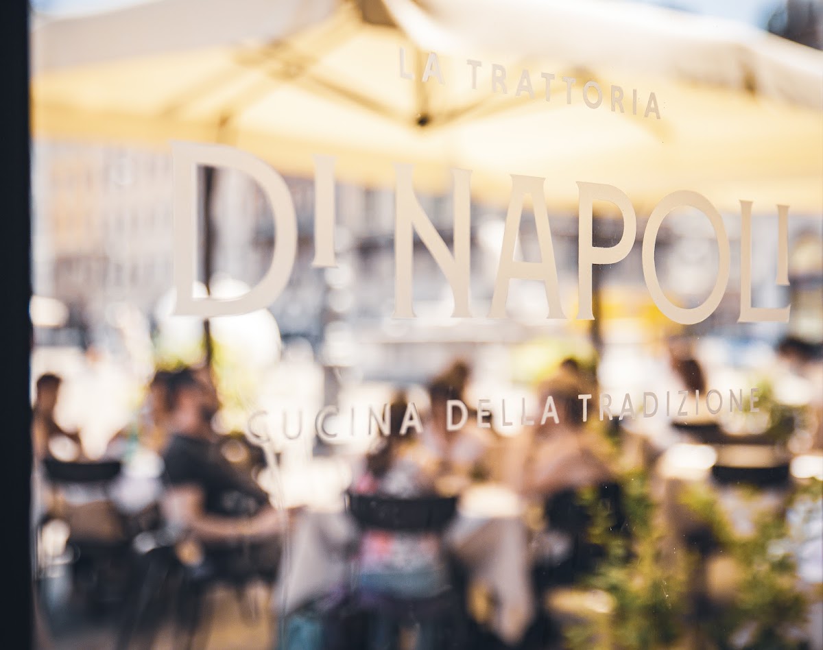 La trattoria Di Napoli - Photo 3