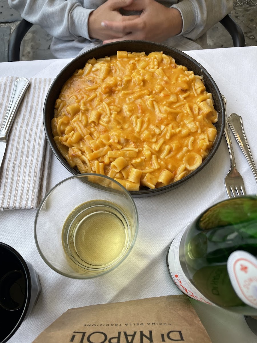 La trattoria Di Napoli - Photo 4