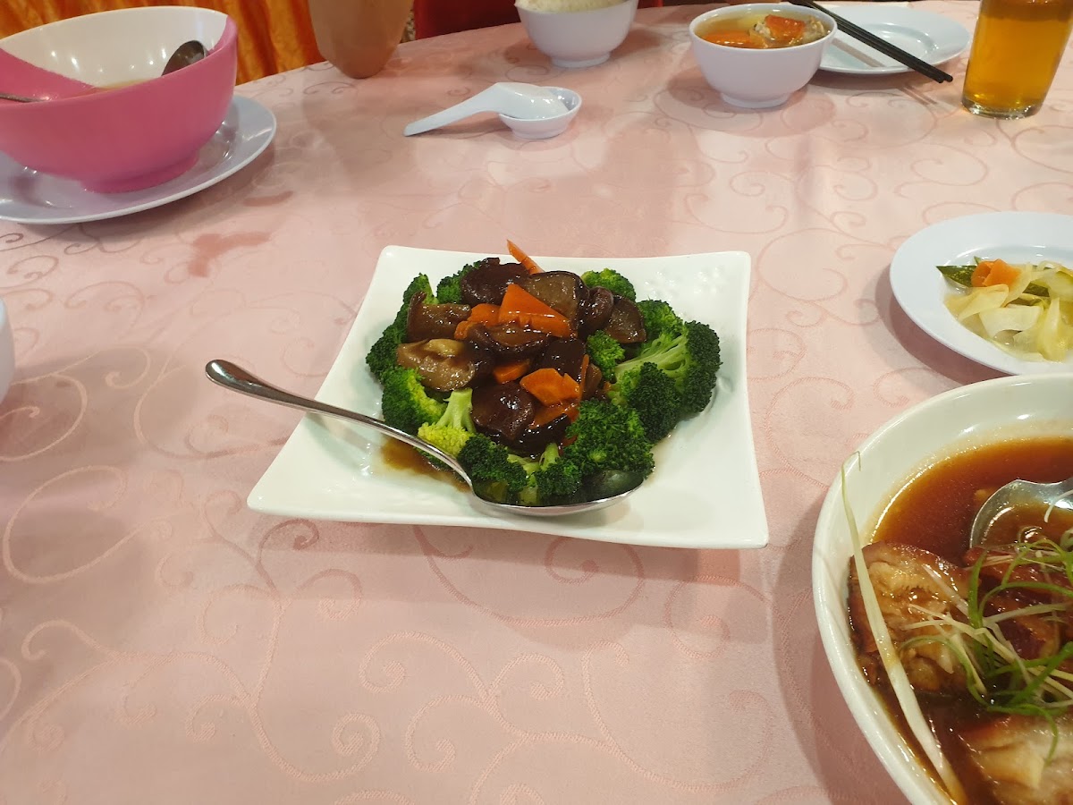 RESTAURANT PULAU LABUAN - Photo 6