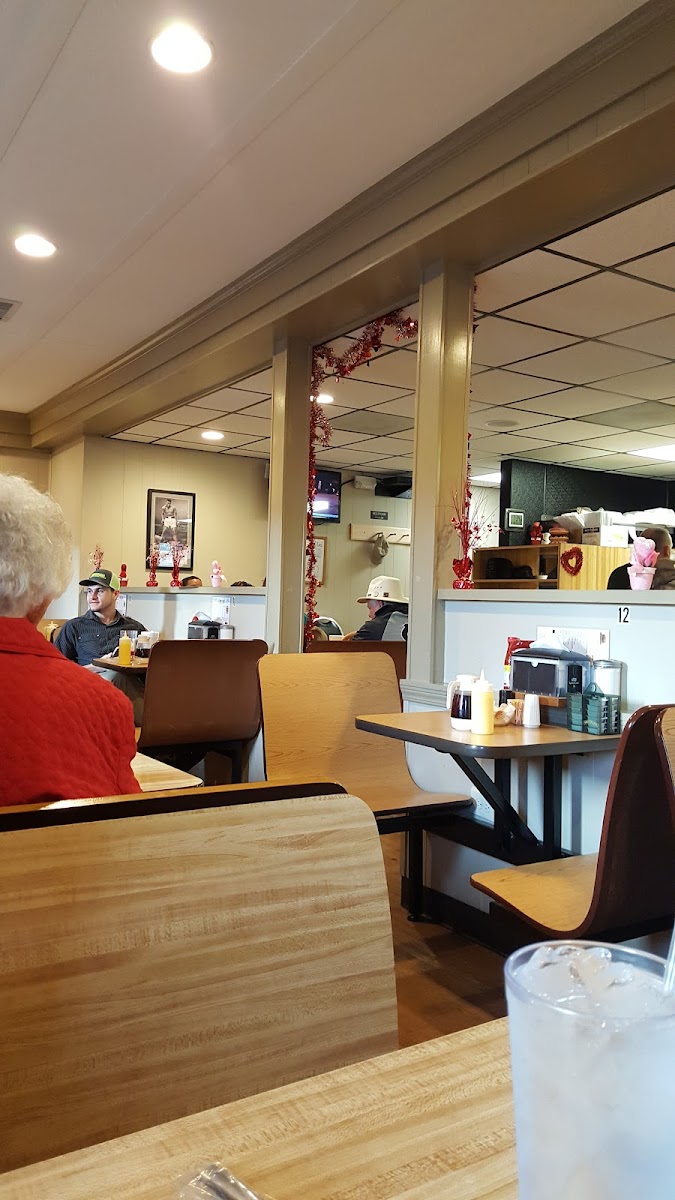 First Street Dinette