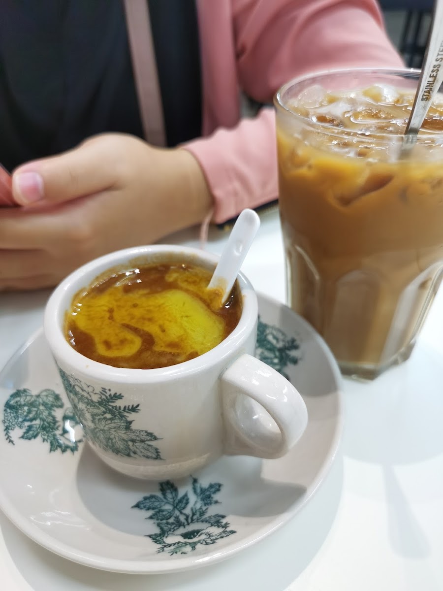 Restoran Hua Mui Seri Alam - Photo 9