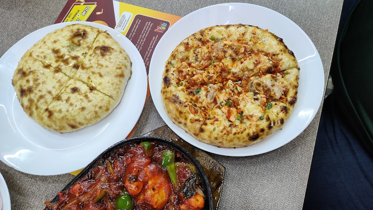 Naan Lounge - Photo 3