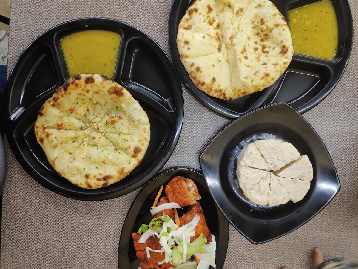 Naan Lounge - Photo 4