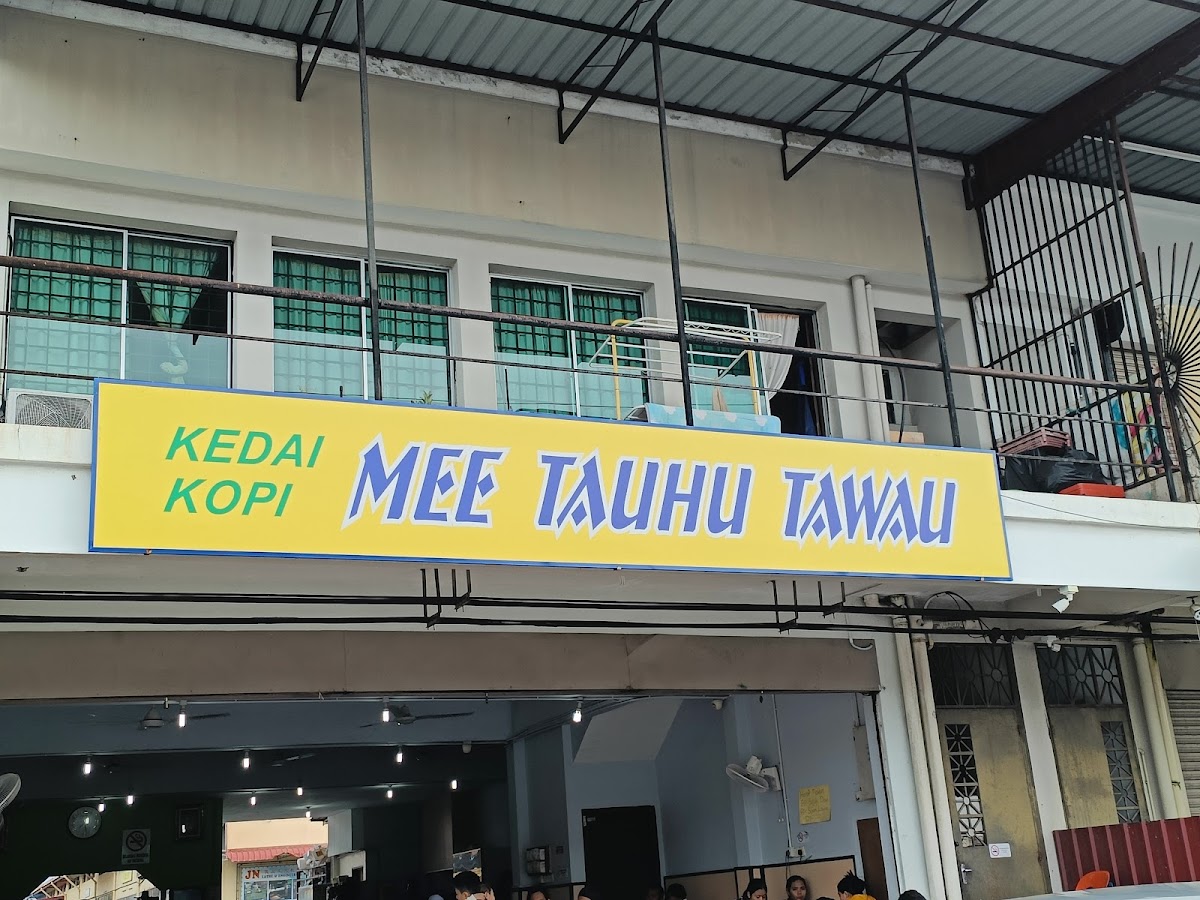 Kedai Kopi Tawau Mee Tauhu