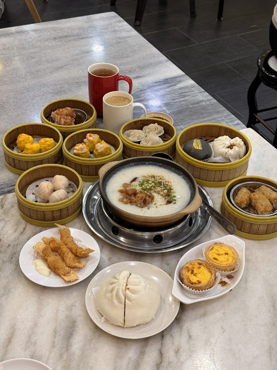 Restoran Masakan Hong Kong SETIA Taipan, 极品传统点心茶楼SETIA TAIPAN分行 - Photo 1