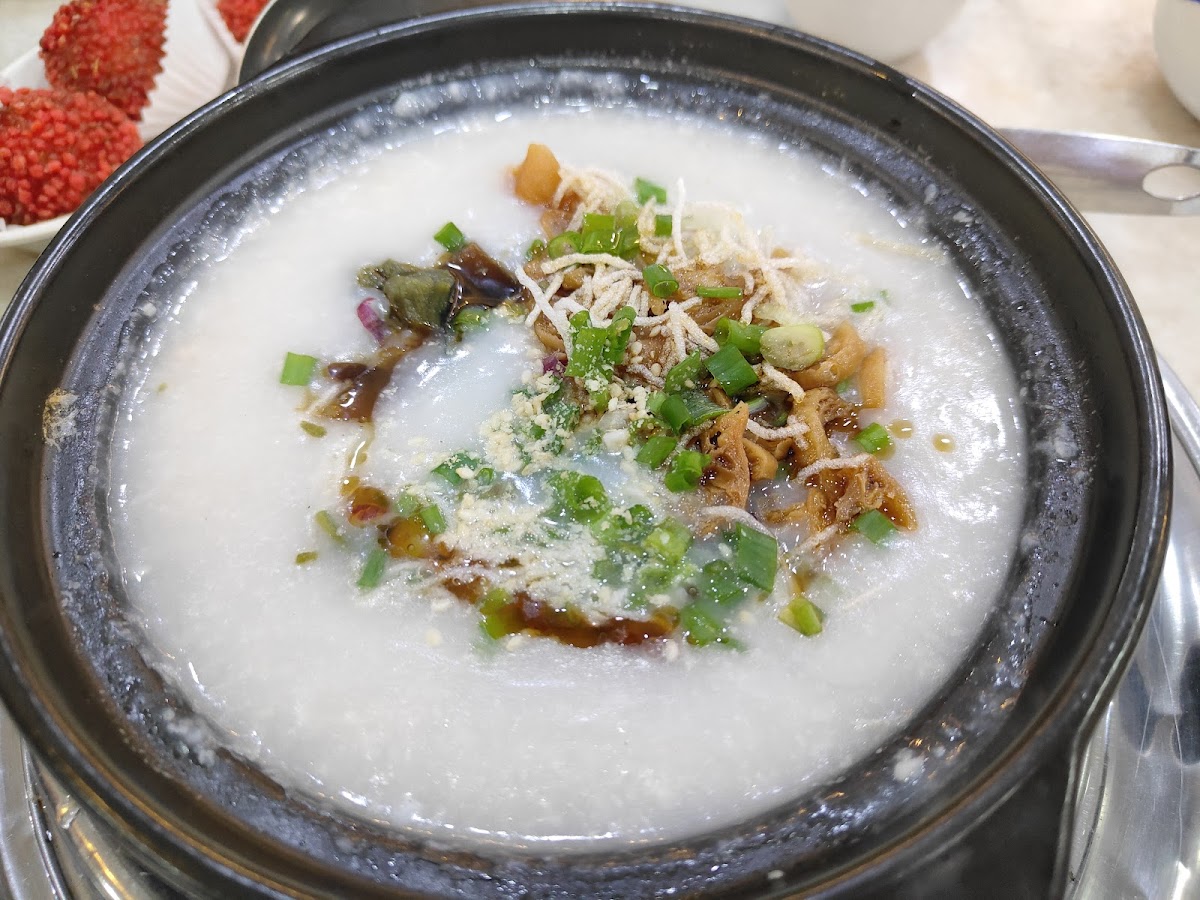Restoran Masakan Hong Kong SETIA Taipan, 极品传统点心茶楼SETIA TAIPAN分行 - Photo 3