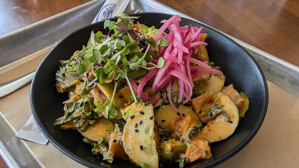 Nom Nom Poke Shop - Photo 3