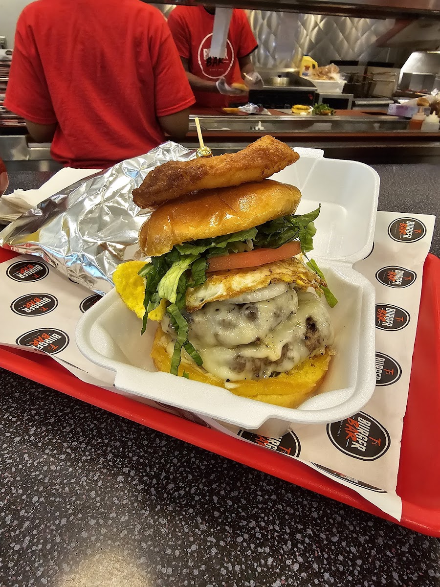 T's Burger Bar - Photo 4