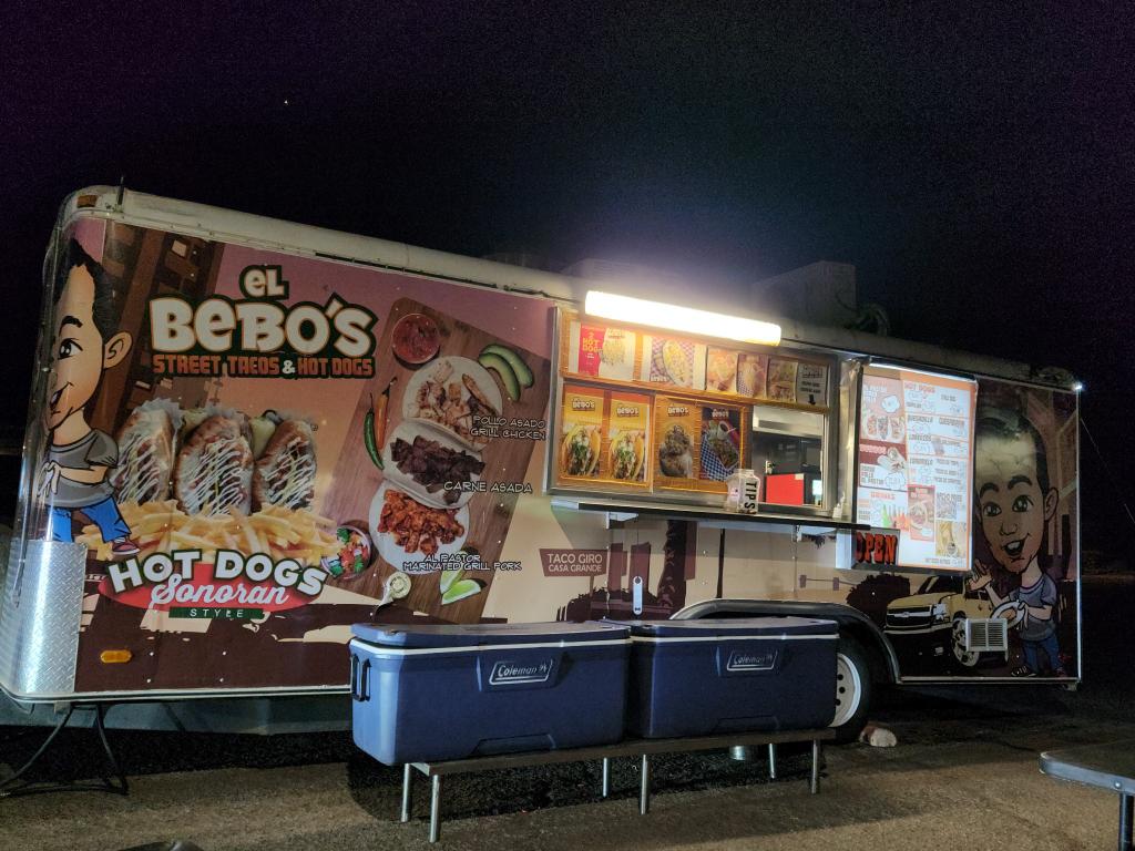 El Bebos Street Tacos & Hot Dogs