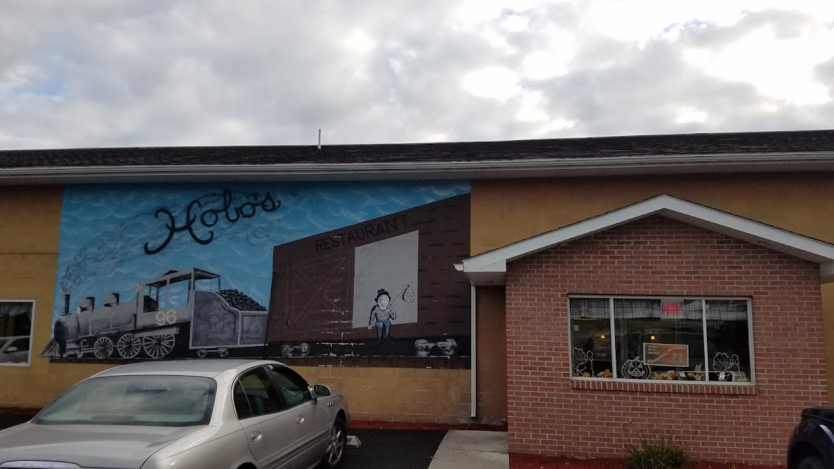 Hobo's Family Restaurant - Photo 8