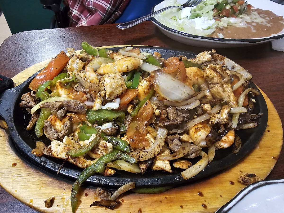 El Maguey Mexican Restaurant - Photo 1