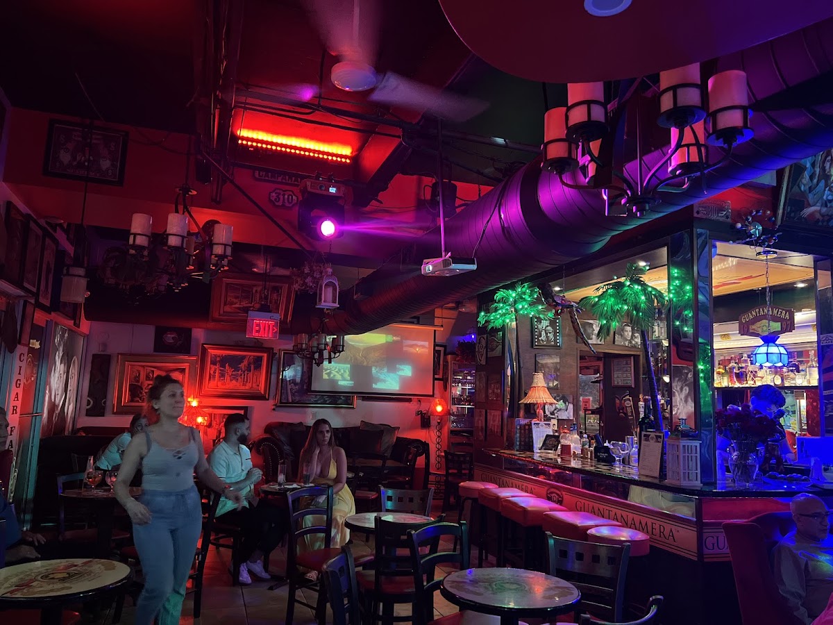 Guantanamera Cafe and Lounge - Photo 8