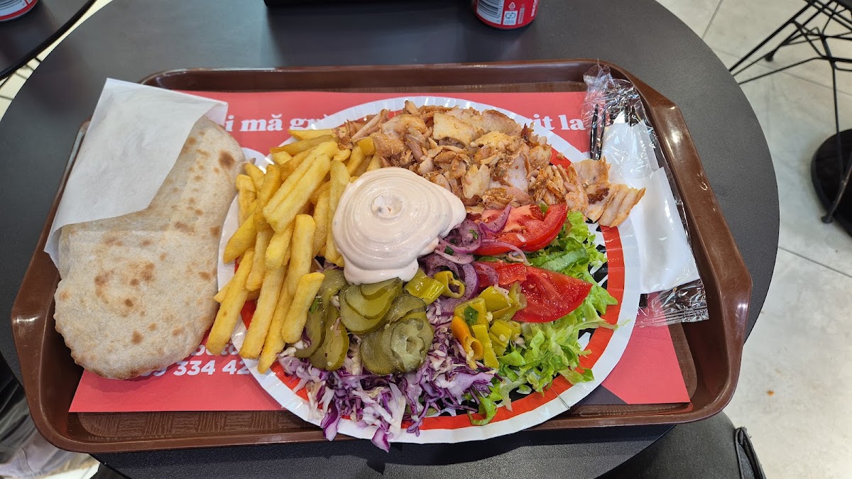 Rush Shawarma Lab - Photo 9