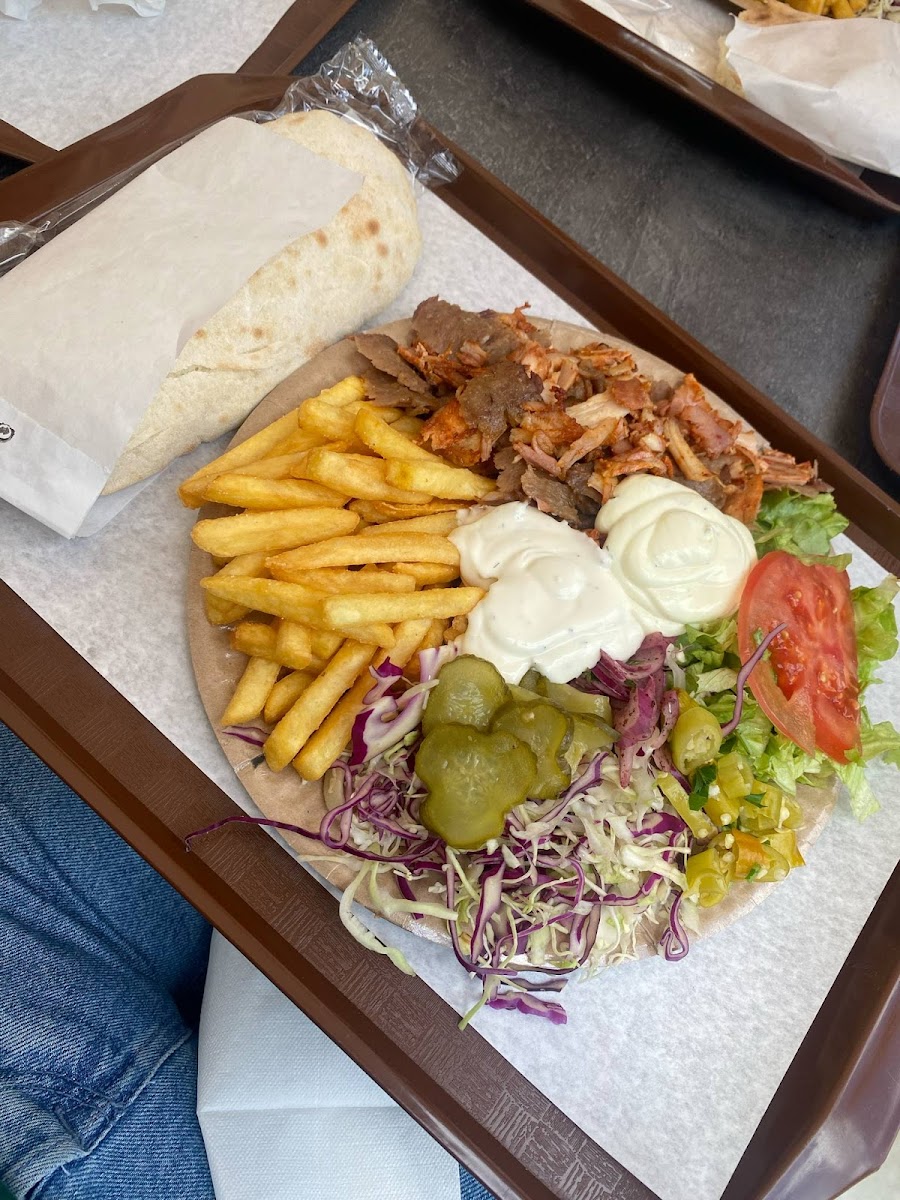 Rush Shawarma Lab - Photo 1