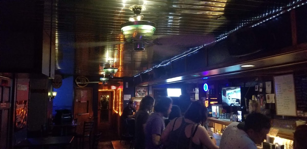 Rose & Crown Pub - Photo 7