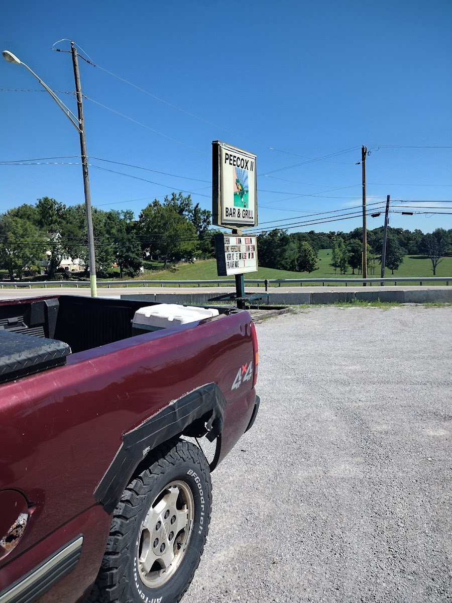 Peecox Bar & Grill Independence - Photo 8