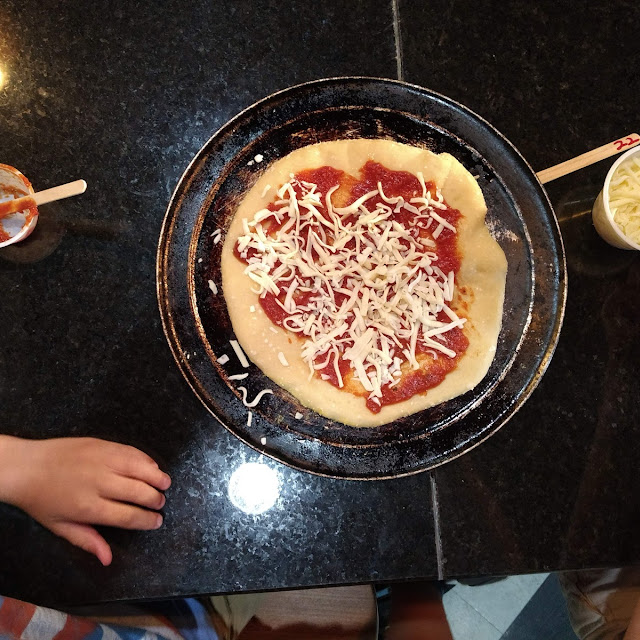 Kids Make Their Own Pizza