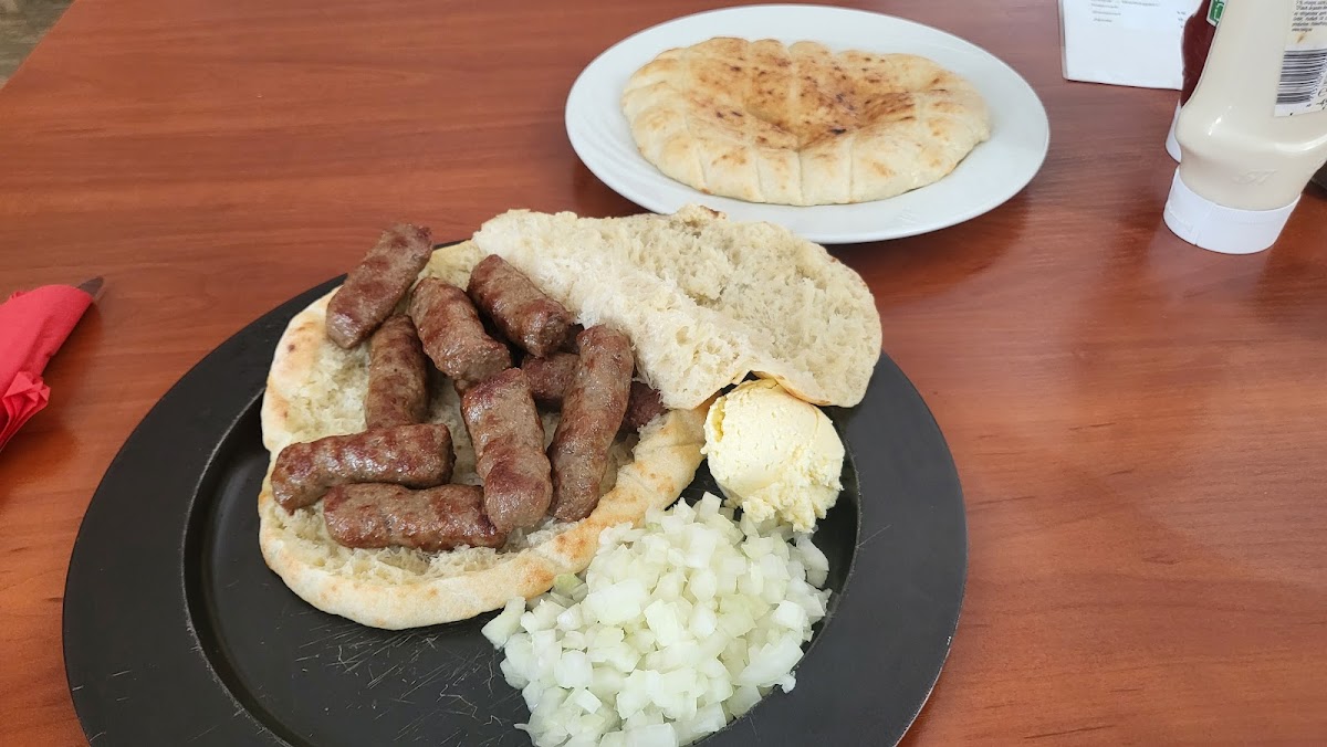 D.D Balkan Restaurant-Wiesbaden - Photo 4