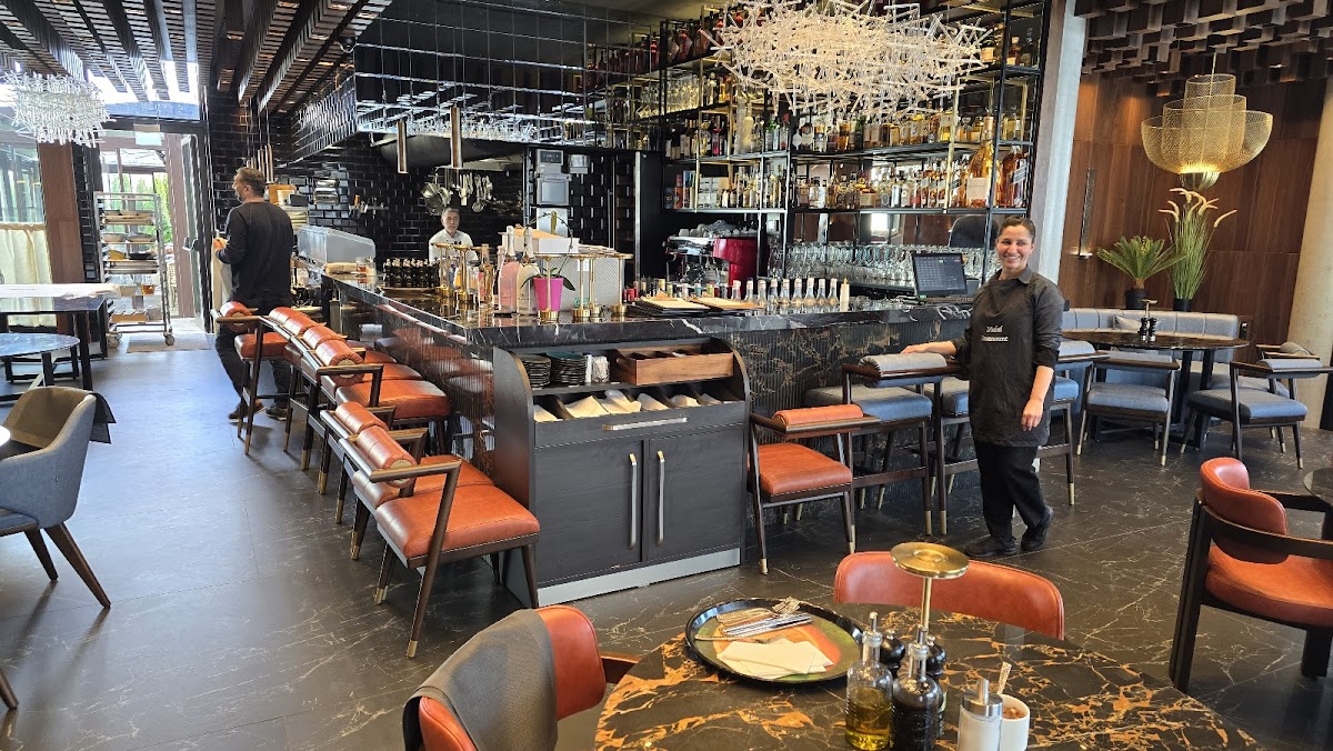 MABEL Restaurant-Bar