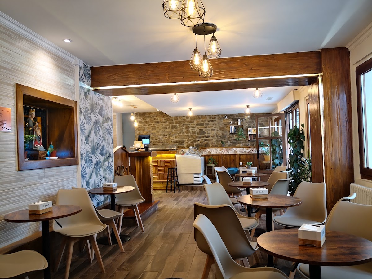 Amaren Etxea Bar - Photo 5