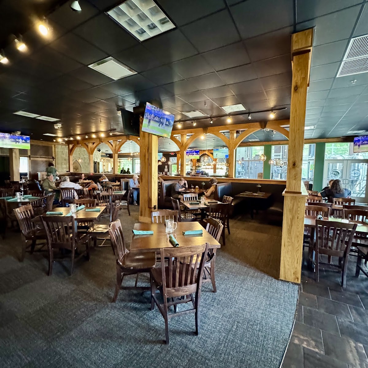 St. Francis Brewery & Restaurant - Photo 6