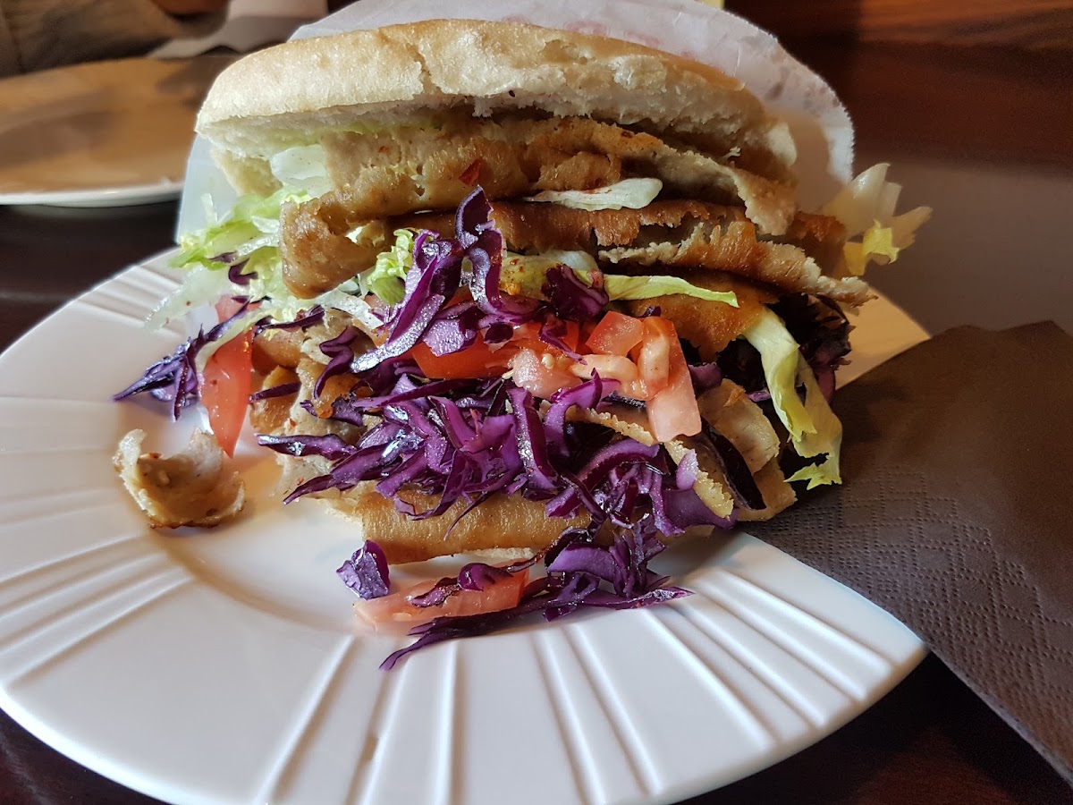 Ali's Döner Bistro - Photo 1