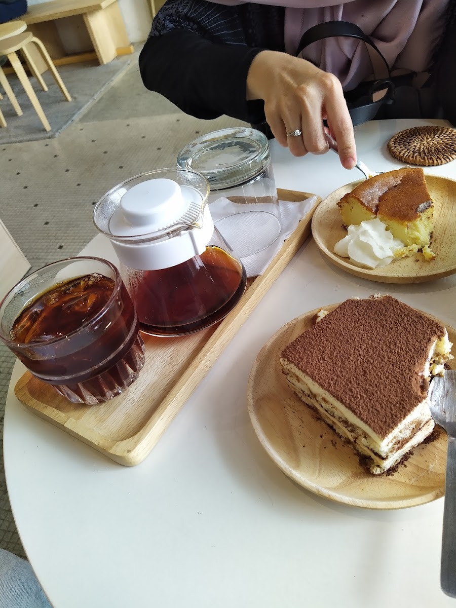 PBUY Store & DRINKÄ Coffee - Photo 9
