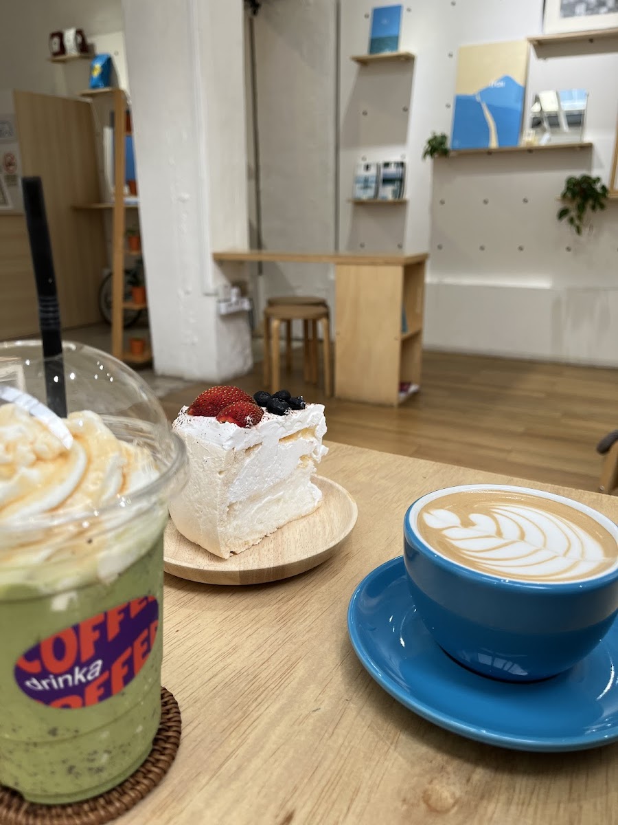 PBUY Store & DRINKÄ Coffee - Photo 1