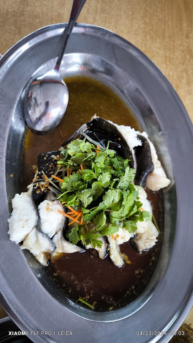 鄉里河鱼饭店 Restoran Village BT - Photo 9