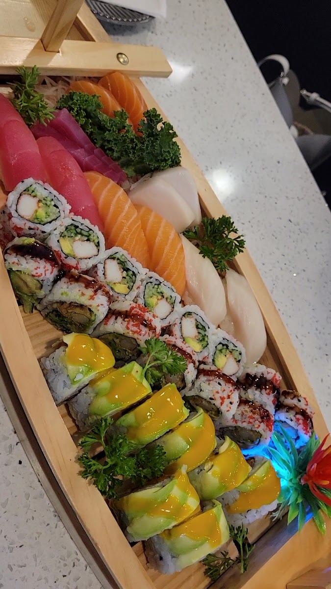Koi House - Photo 1