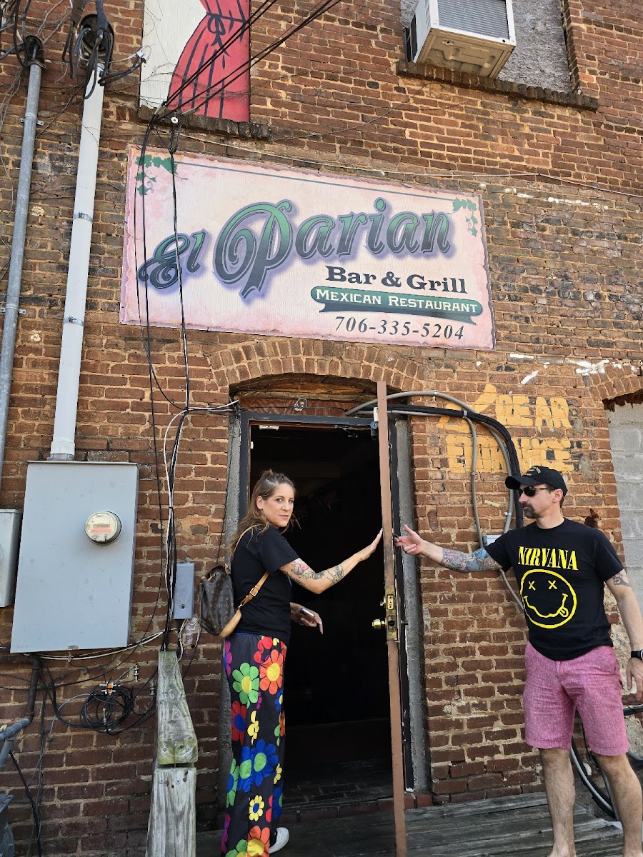 El Parian Mexican Bar & Grill - Photo 6